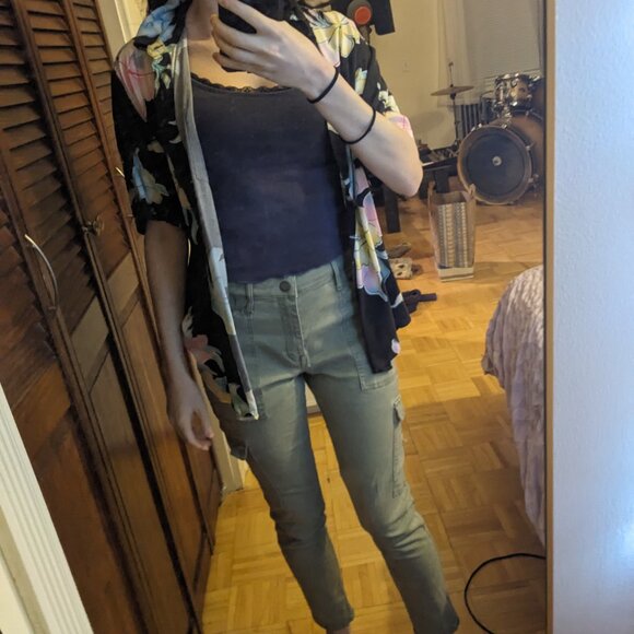 Billabong Black Floral Button Down Shirt - Picture 4 of 8